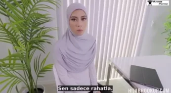 Türbanlı Bakıcıyı Sikiyor. Türkçe Altyazılı Porno