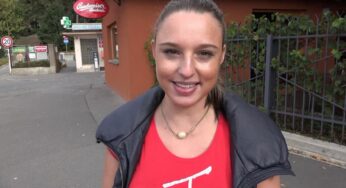 Güzel Kızı Para Karşılığında Sikiyor. Türkçe Altyazılı Porno